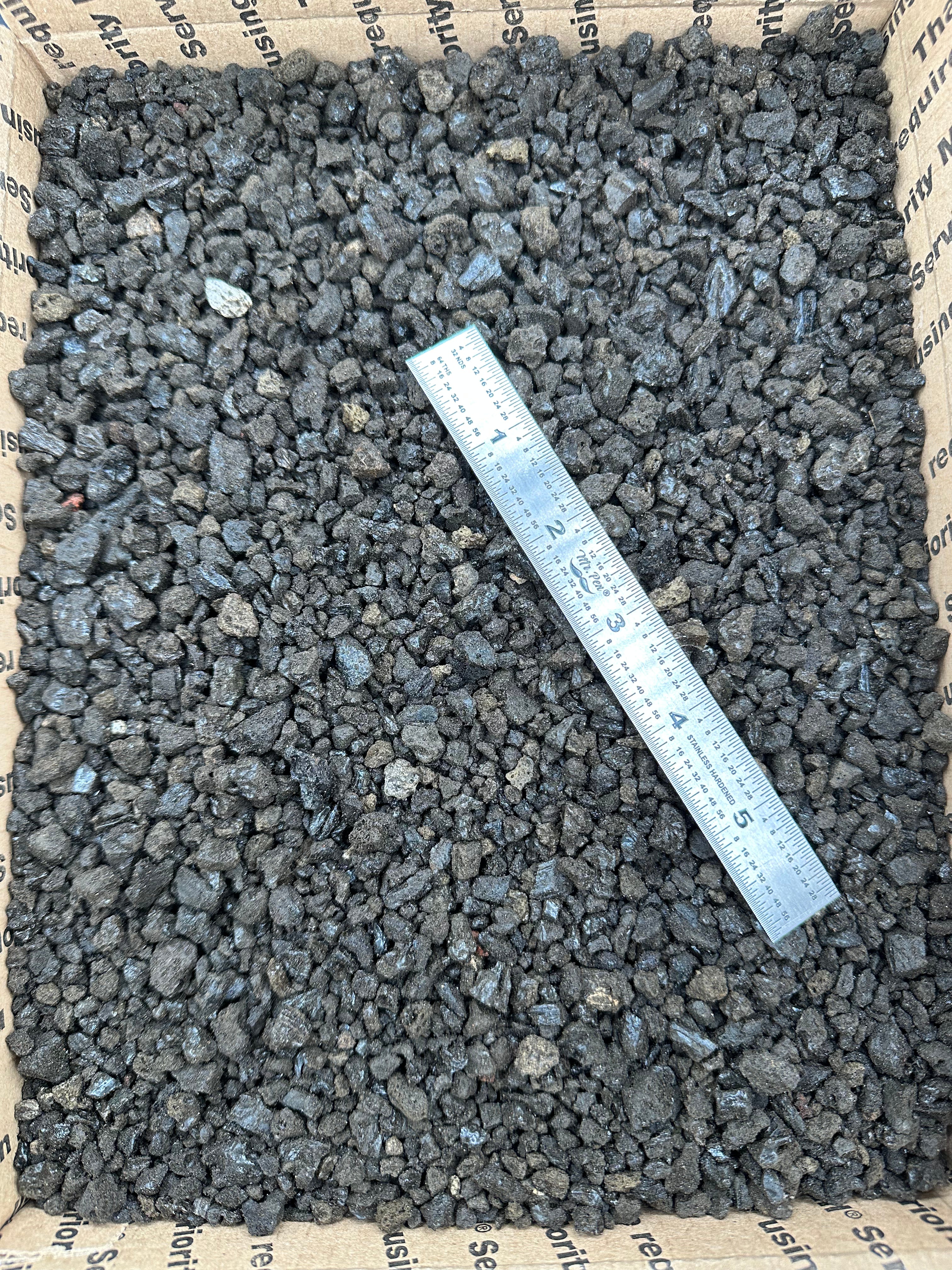 8.5L, ~13lbs 1/8"-3/8" black lava rock